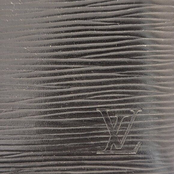 Lou's Vuitton Brazza Waller/WoC - Picture 4 of 7